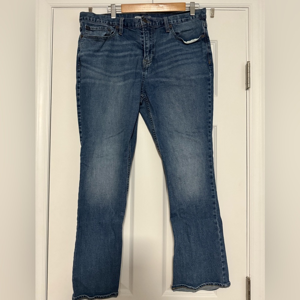 Men’s Old Navy Boot Cut Jeans with Built in Flex 34x30